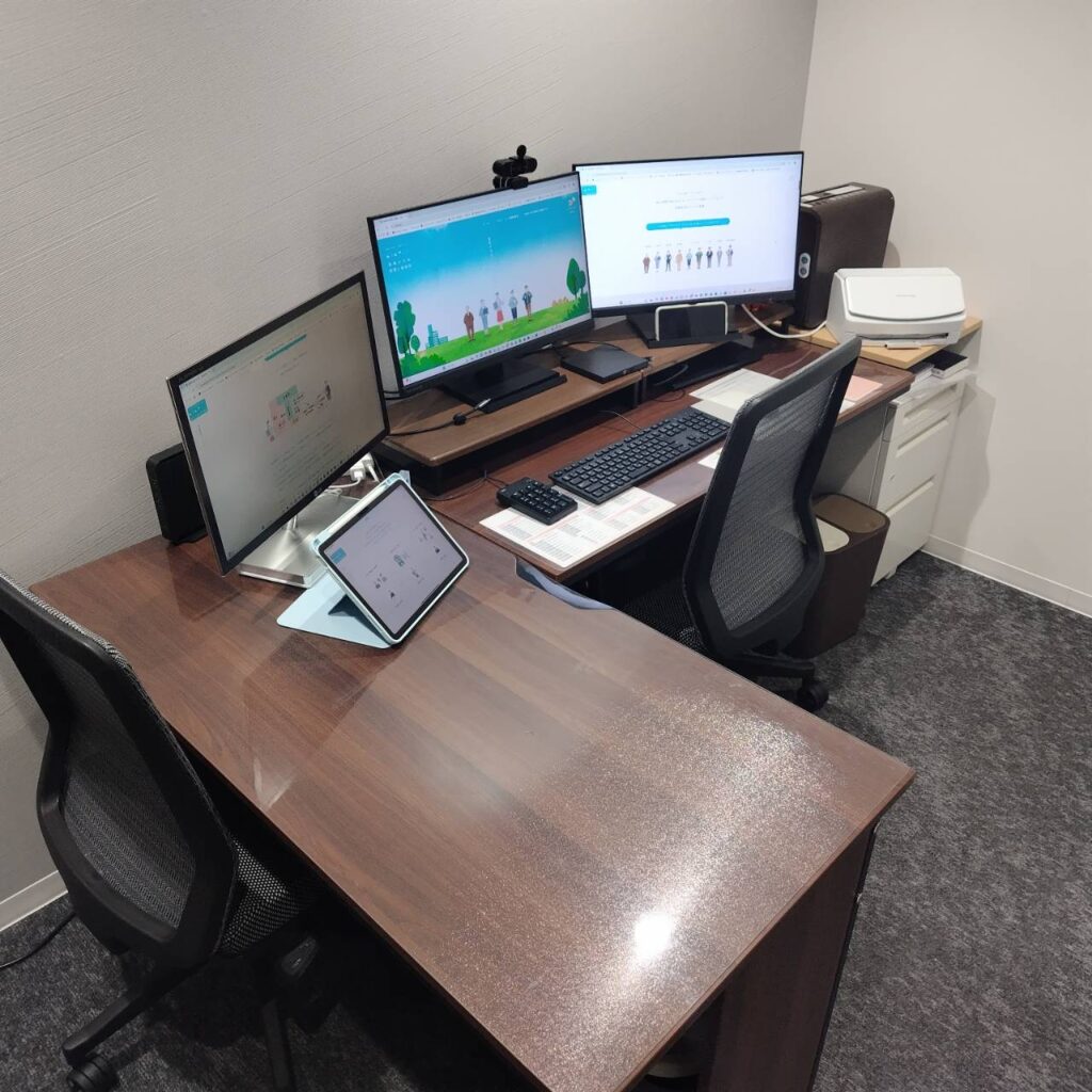 レンタルオフィスの事務所風景①